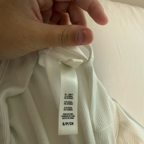 SKIMS White Robe - Picture 2 of 2